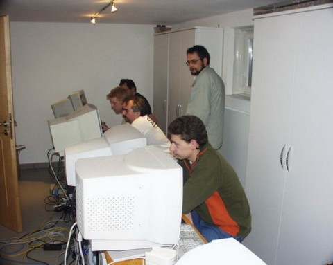 Keller LAN 2002.12 05