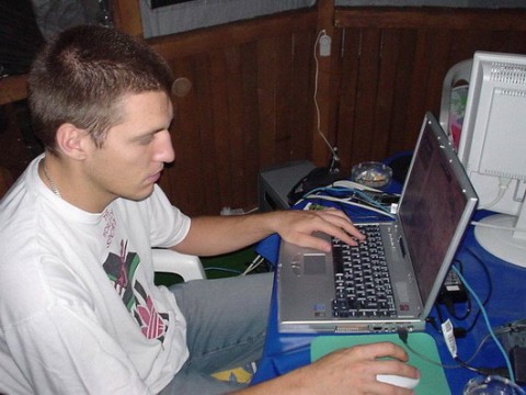 Kraftfeld LAN 2003 01