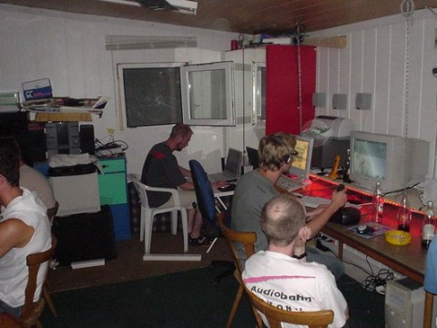 Kraftfeld LAN 2003 05