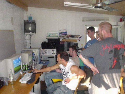 Kraftfeld LAN 2003 06