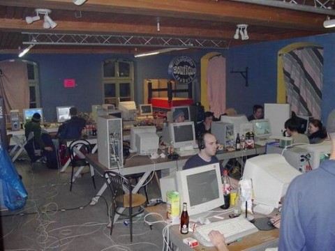 LAN-in-Sicht 2003 06