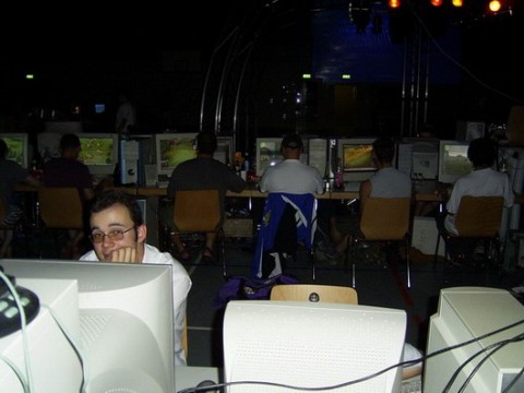 MouseLAN 2003 01