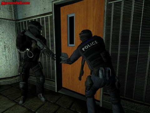 S.W.A.T.4 04