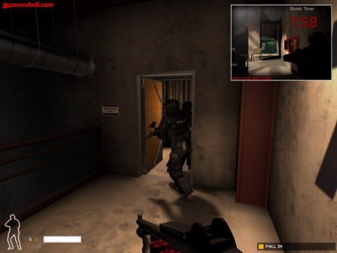 S.W.A.T.4 19