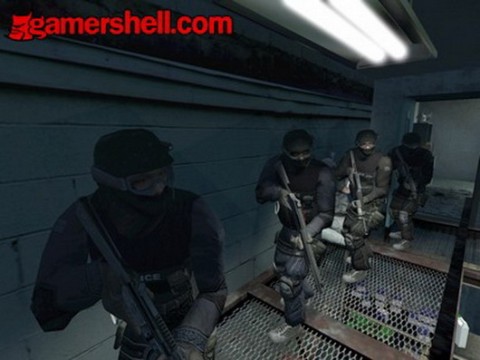 S.W.A.T.4 38