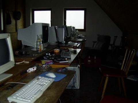 Sinning LAN 2002 10