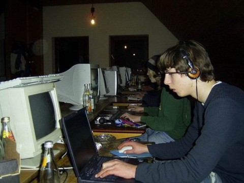 Sinning LAN 2002 15