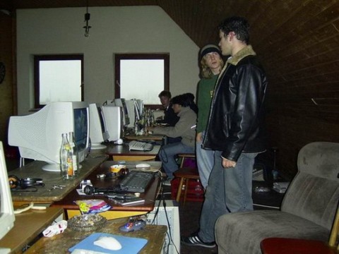 Sinning LAN 2002 28