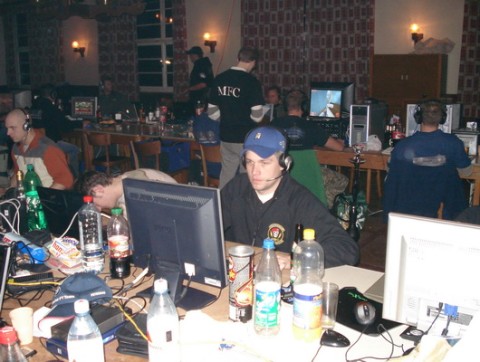 Trust LAN 2008 04