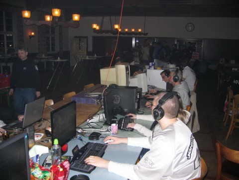 Trust LAN 2008 61